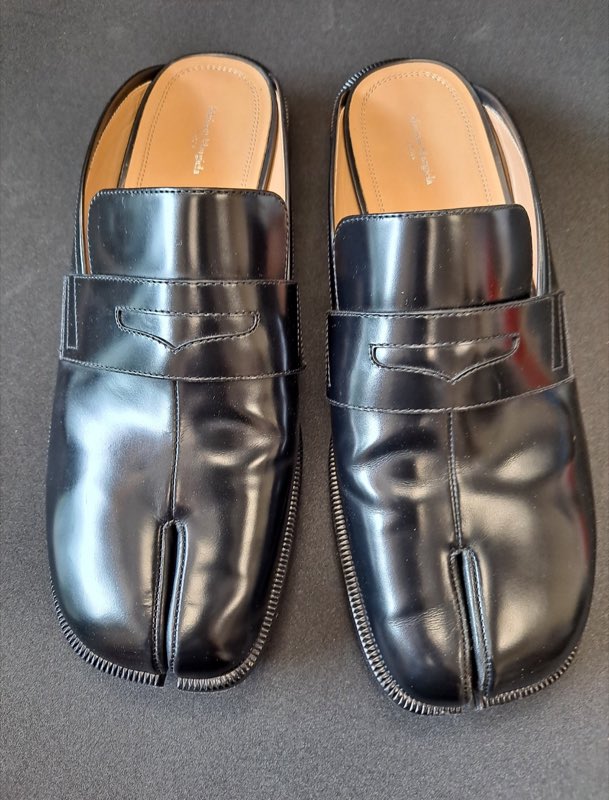 Restored black Maison Margiela Tabi loafers
